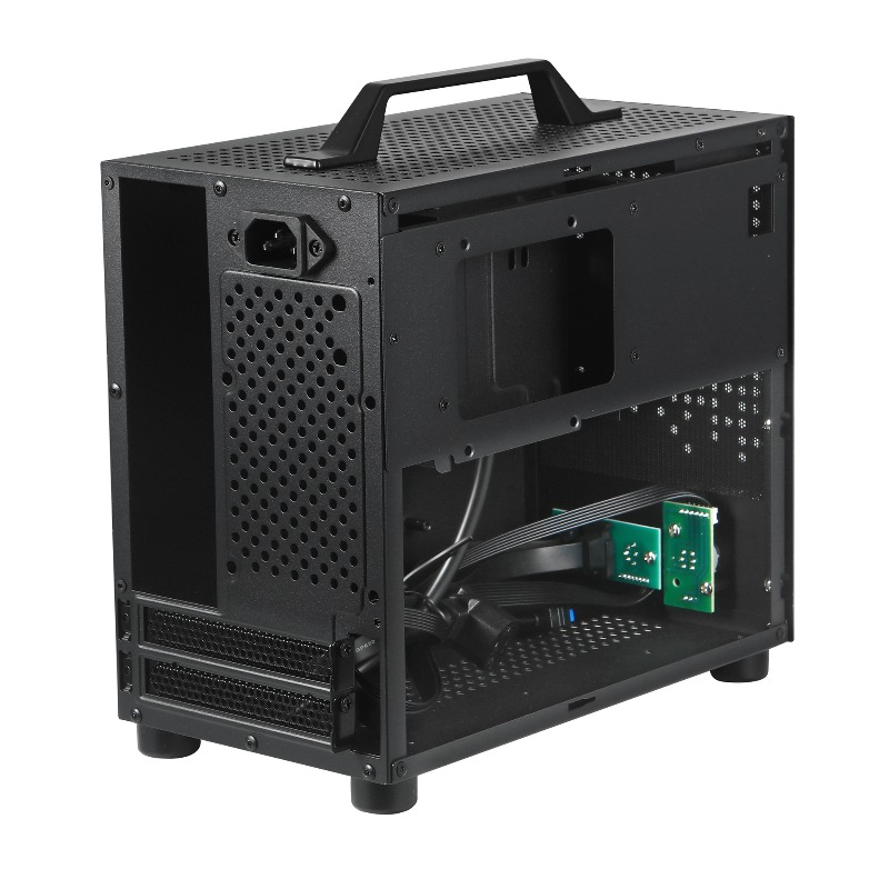 Portable 7.6L Mini ITX Gaming  - огляд і ціна Btt Skr Mini